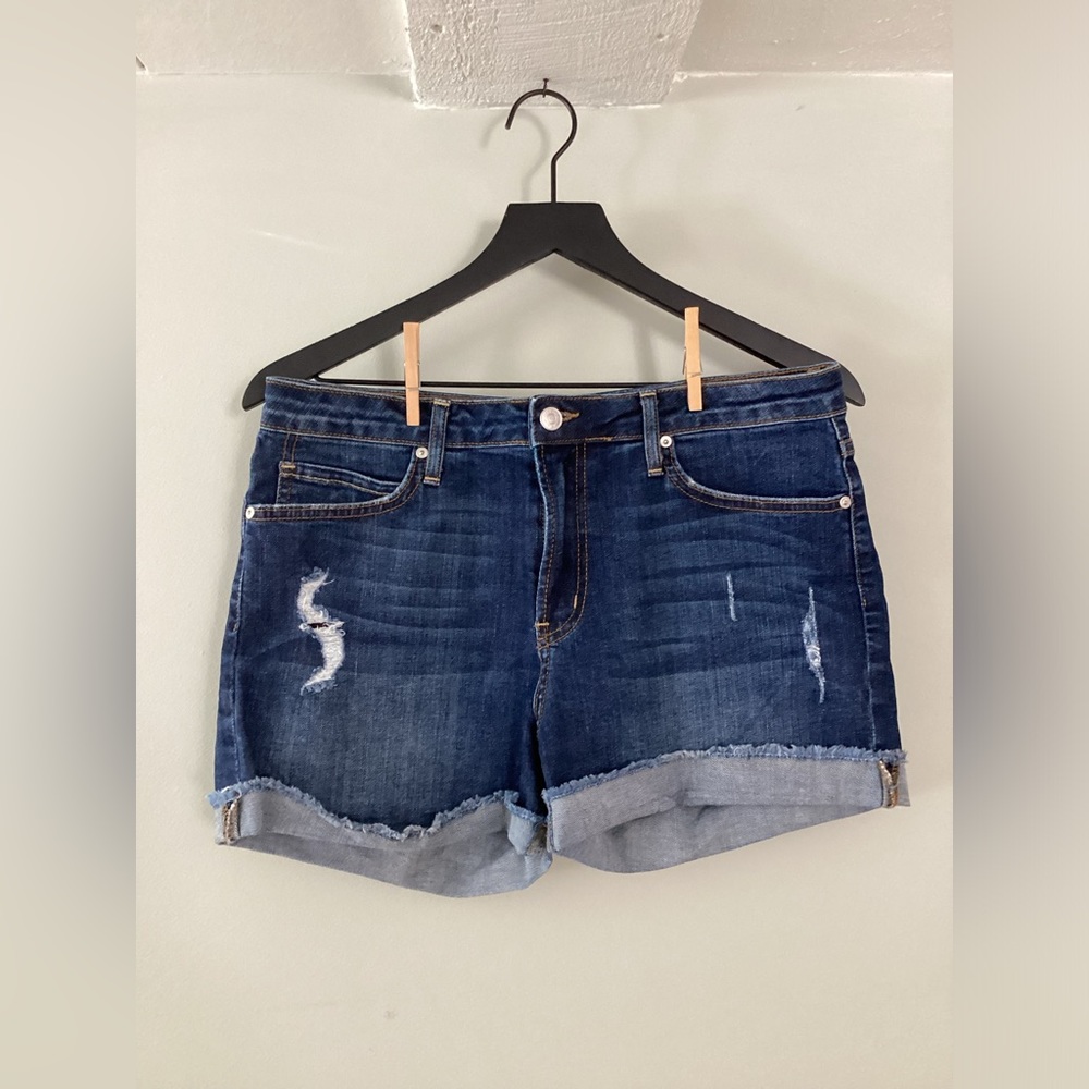 Just Black cuffed jean shorts 29
